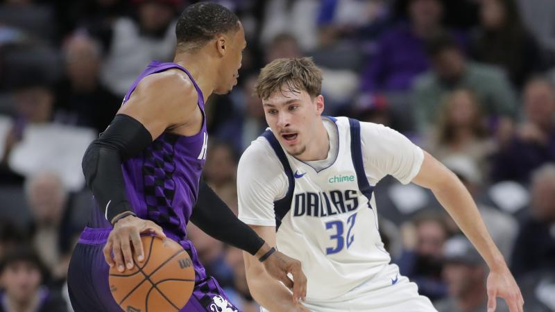 德甲半场：费尔南德斯连送精彩扑救，奥格斯堡0-0汉堡（德甲半场：费尔南德斯连连神扑，奥格斯堡与汉堡互交白卷）