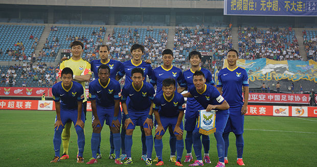 德甲替补戴帽，凯恩是继9分钟5球的莱万之后拜仁第二人（替补上演帽子戏法，凯恩成莱万“9分钟5球”后拜仁第二人）