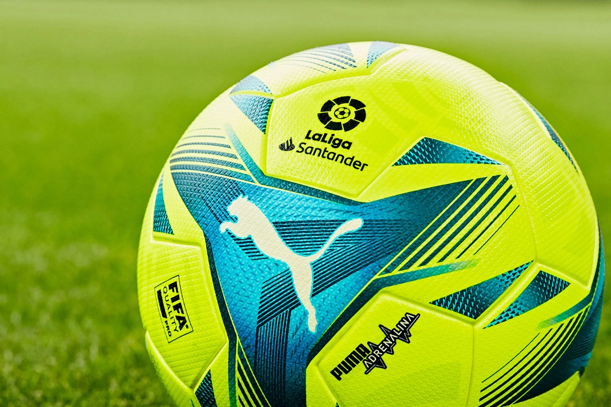 莫雷诺：第一天到米兰我还穿着卡通内裤，结果队友们都穿名牌（莫雷诺谈初到米兰：我穿卡通内裤，队友全是名牌）