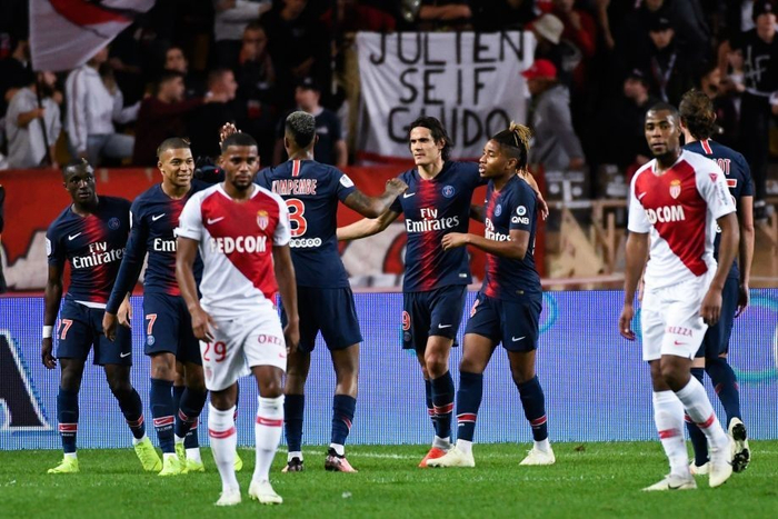 曼联青训小将登场亮相（曼联青训新星完成处子秀）