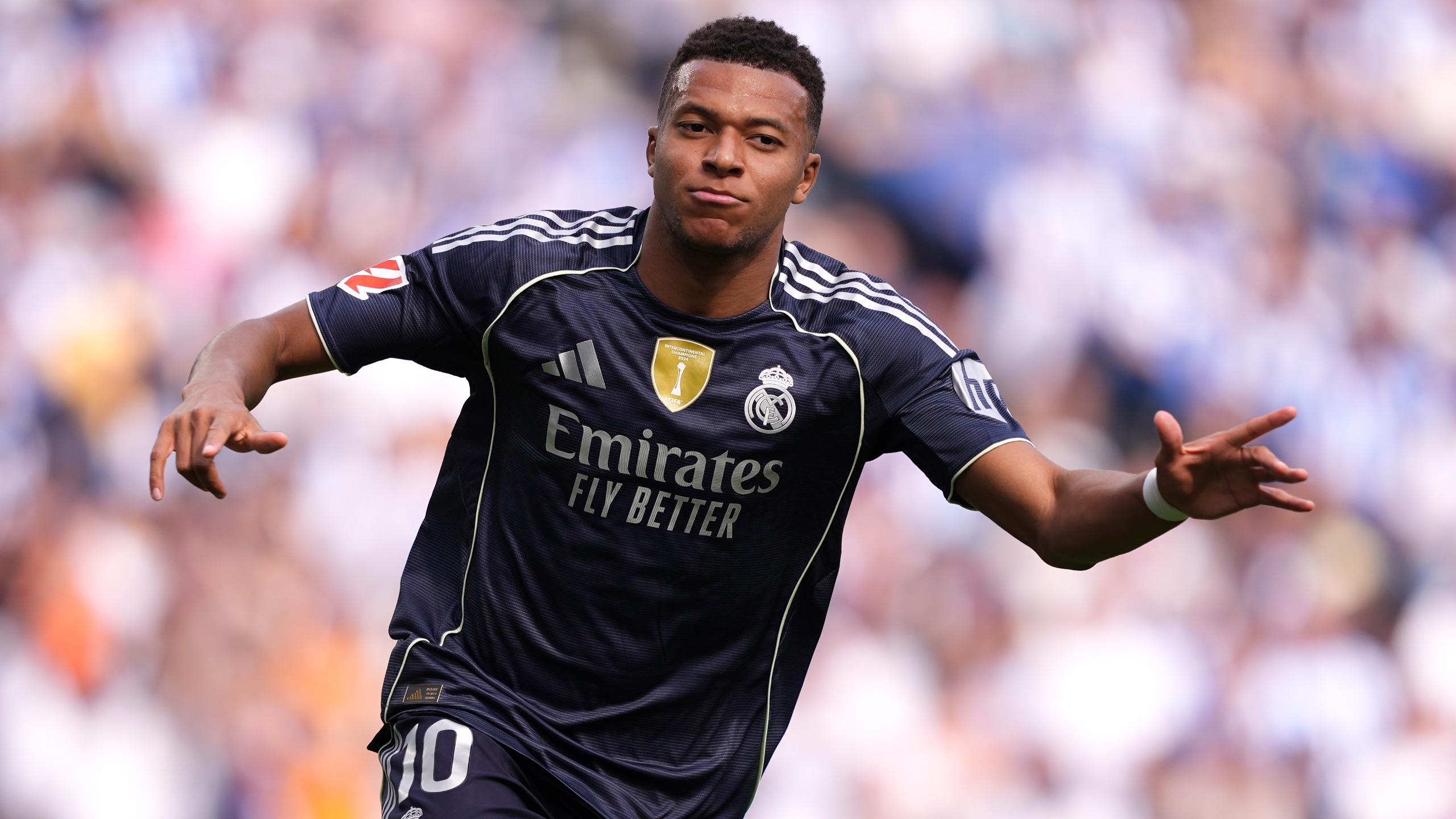 成魔咒？此前取得NBA杯冠军的雄鹿和湖人均在次年止步小组赛（魔咒应验？曾夺NBA季中锦标冠军的雄鹿、湖人次年均小组出局）