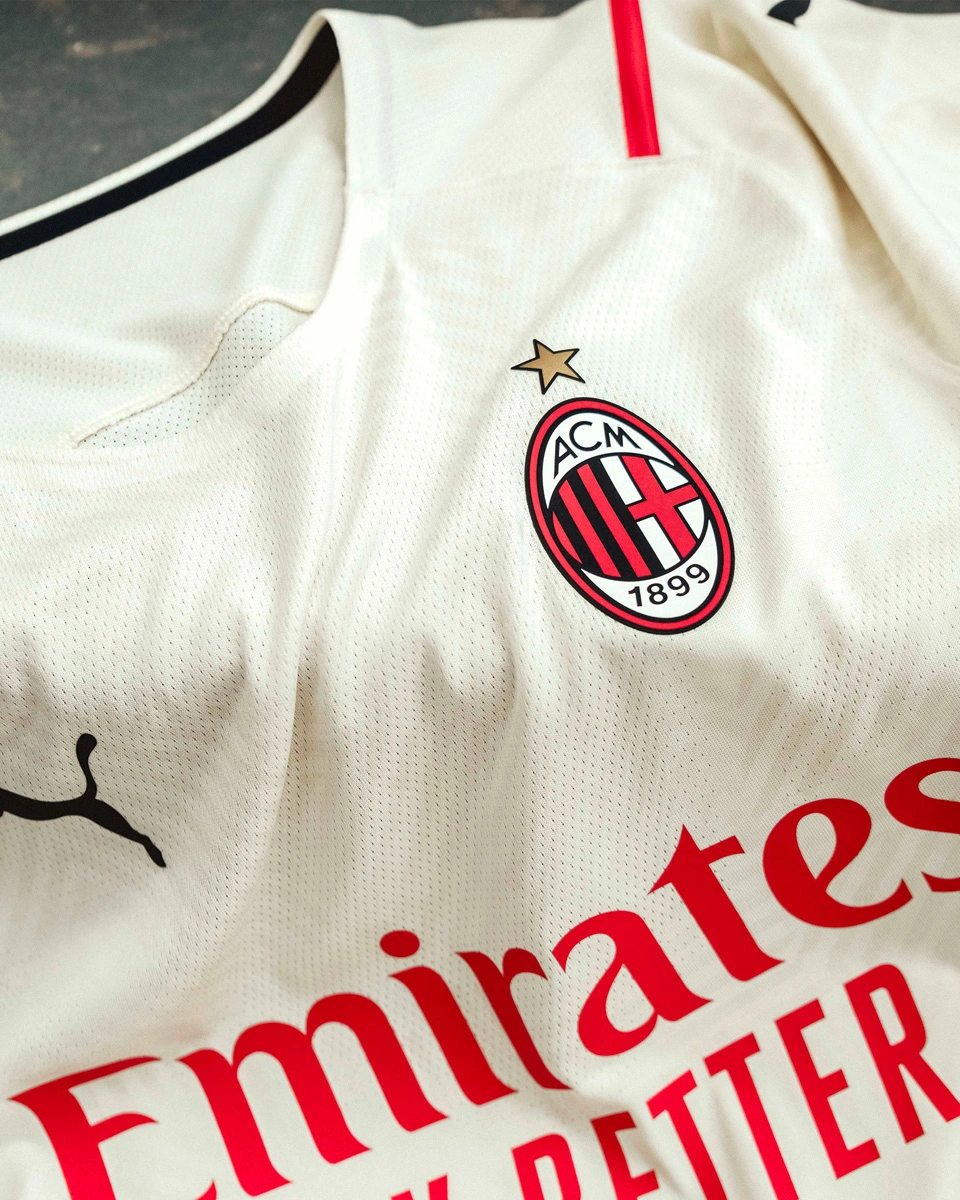 帕福斯前锋：输拜仁很惨但我们无所畏惧，梦想去蓝桥战切尔西（帕福斯锋霸：惨败拜仁仍无惧，盼登蓝桥挑战切尔西）